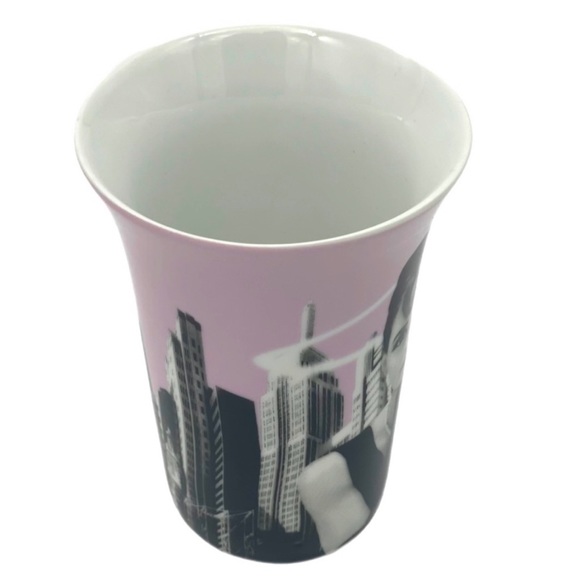 Audrey Hepburn Paul Cardew Manhattan Cafe Tea Cup Breakfast at Tiffany's - Picture 4 of 7